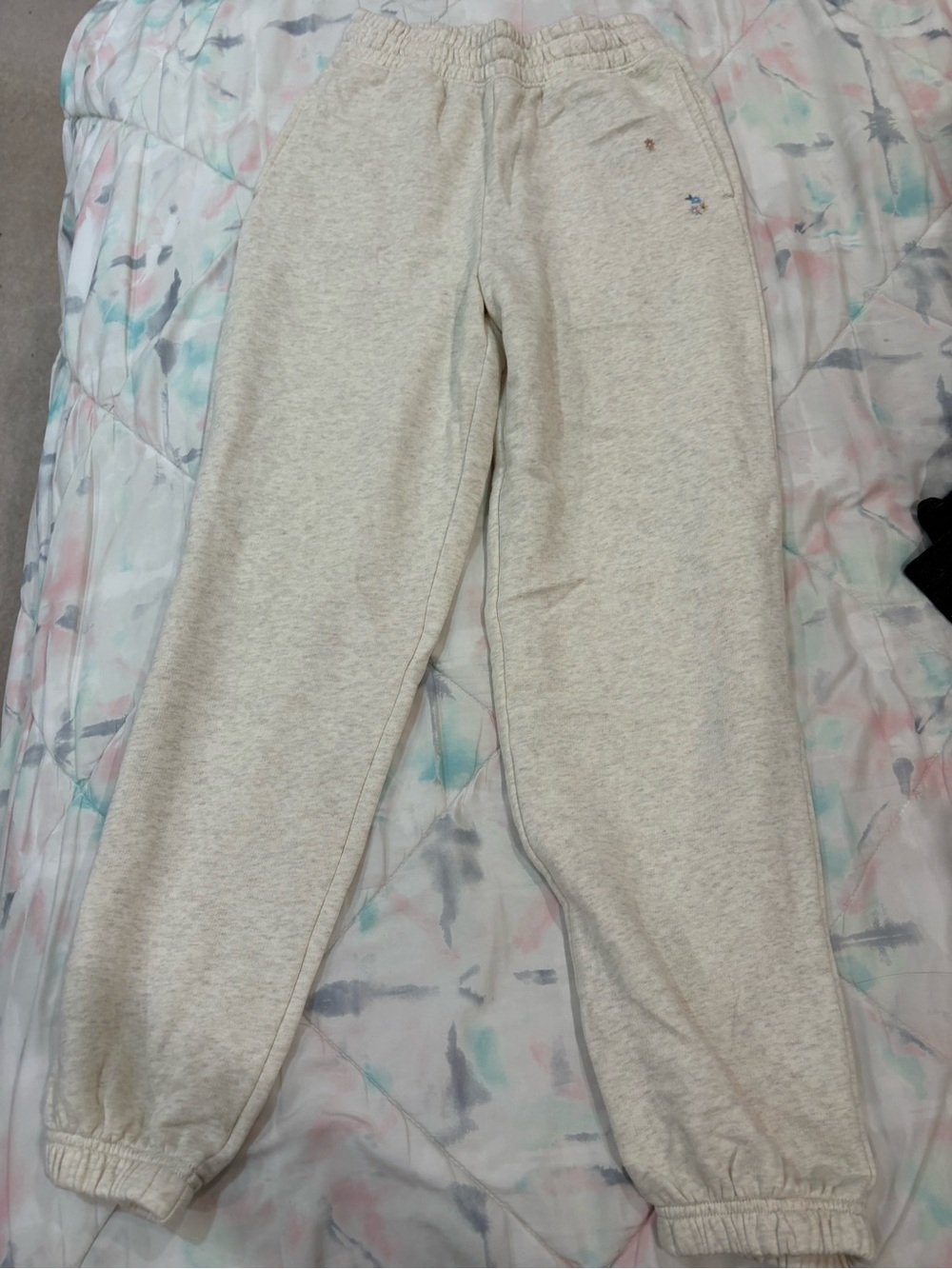 American Eagle Outfitters Kids Heather Cream Sweatpants